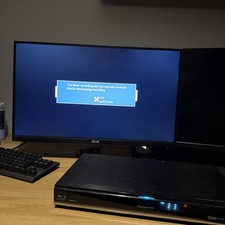 Panasonic DMR-BWT700 3D Blu-Ray Player Recorder HD Tuner Freeview + Remote 