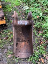 8" / 20cm excavator bucket