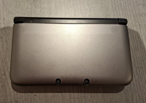 Nintendo 3ds bundle with - nintendo,