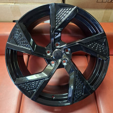 4 X 18" RS STYLE ALLOY WHEELS