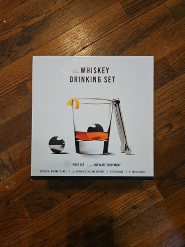 Whiskey drinking set - whiskey,