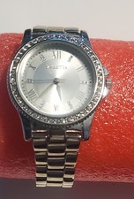 Valletta women's analog