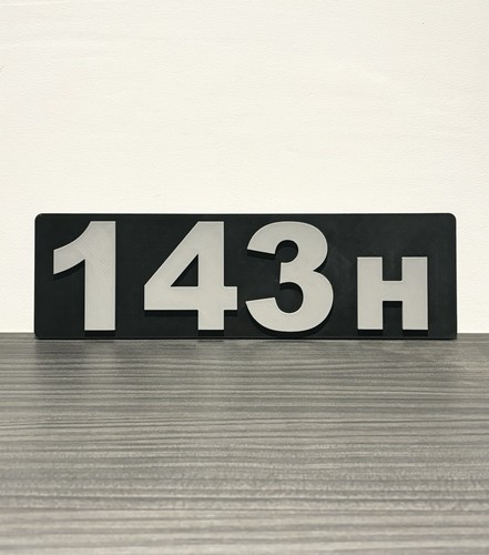 Scania 143 badge front - 143,