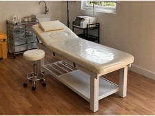 Adjustable Beauty Couch /