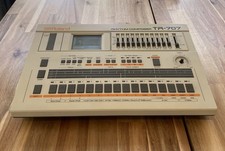 Roland TR-707 RHYTHM COMPOSER