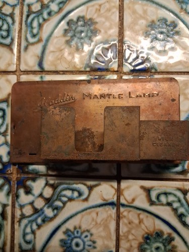 Antique aladdin mantle lamp - aladdin,