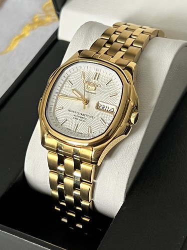 Seiko superior 7s36 - 5,