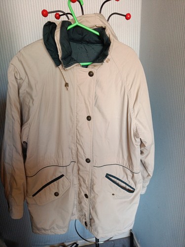 New womens coat - new,