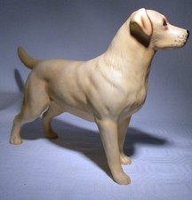 BESWICK  DOG LABRADOR 1548