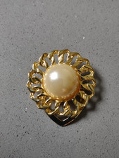 Vintage 1970s Simulated Pearl