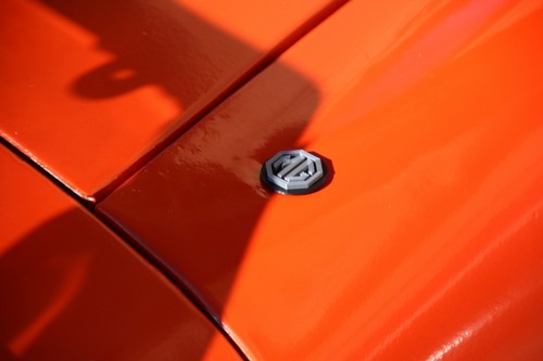 Midget antenna hole delete - mg,