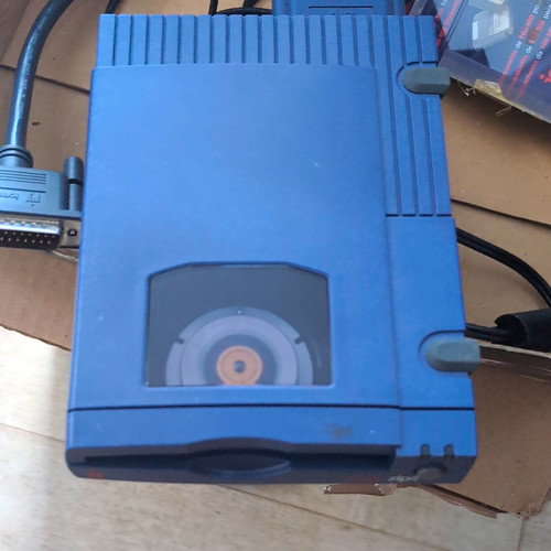 Iomega zip 100mb external - iomega,