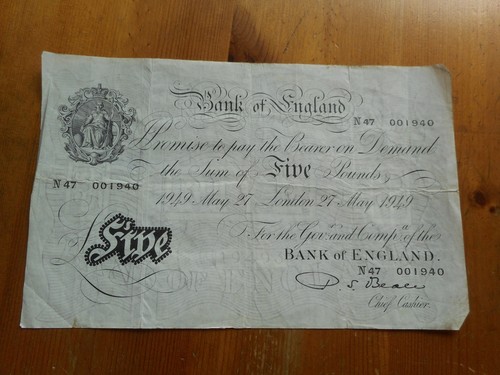 Bank england white - bank,