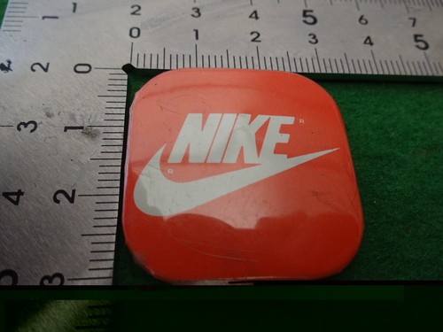 Vtg nike advertising badge - vtg,