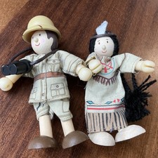 2x Figures People from Le Toy Van Used Good Condition Explorer & Native Indian  