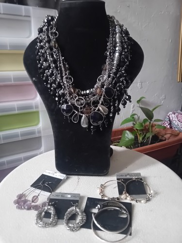Costume jewellery bundle 4 - costume,