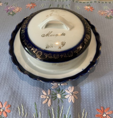 Vintage lidded porcelain - lidded,