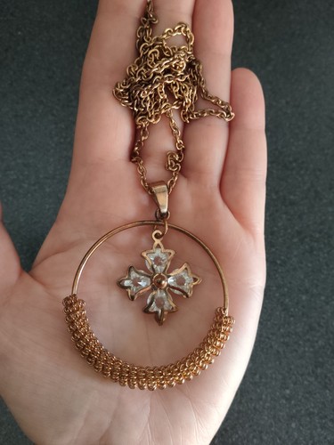 Vintage rose gold necklace - rose,