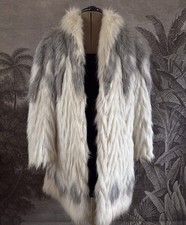 Vintage Astraka White & Grey