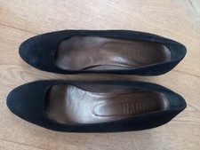 Riva black suede low wedge court shoe - 5