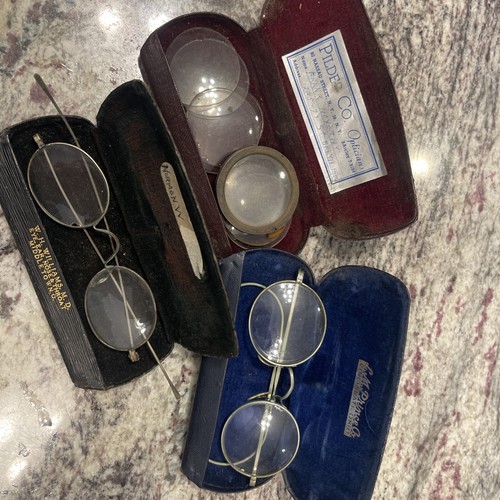 Collection antique - collection, of