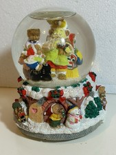 Heavy Music Snow Globe Of Santa Xmas Plays White Christmas Good Paper Weight