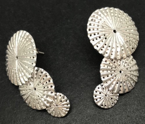 Sea urchin drop earrings solid