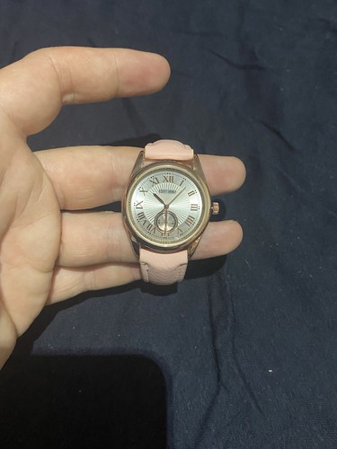 Ladies watch full working - watch,