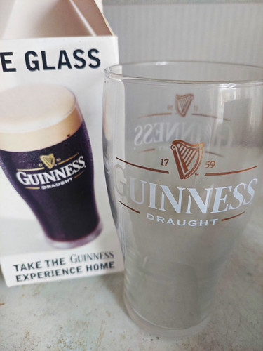 Guinness draught pint - guinness, beer