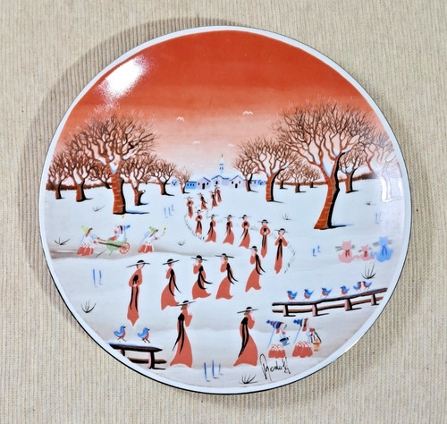 Decorated plate naive - , style