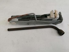 VAUXHALL CORSA B JACK AND