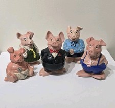 Full Set of Wade Pottery