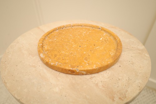 Ocre travertine round - tray, 20