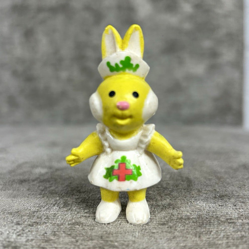 Acorn green mini figure - green,