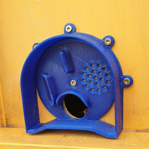 Bee hive entrance reducer - bee,