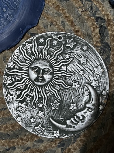 Large latex mould make - make, sun
