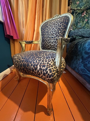Baroque leopard print boudoir - leopard,