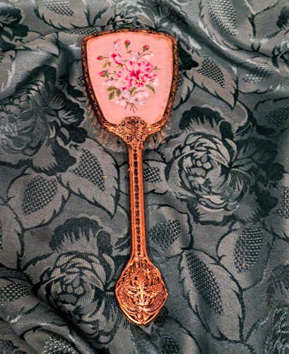 Vintage 1950s brass filigree - 1950s,