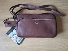Ashwood Small Leather