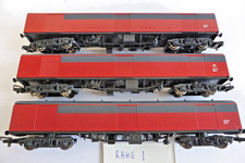 OO Gauge Lima Rake of 3 Parcels Red Super GUV (NKA) Unboxed Rake 1 94153,157,208