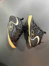 size UK 10 adidas Torsion