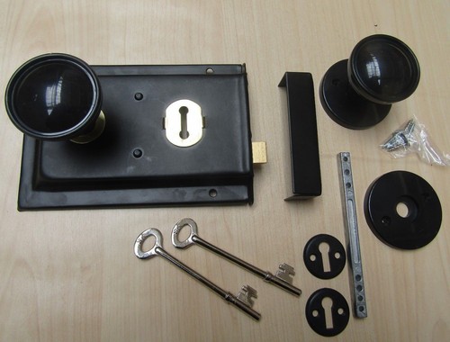 Old retro rim - rim, lock