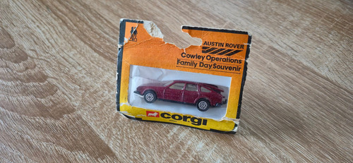 Vintage corgi rover 3500 sd1 - rover,
