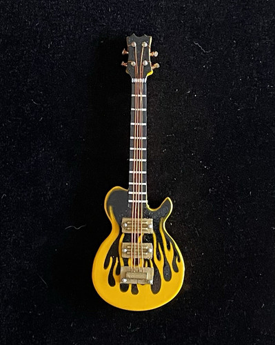 Miniature yellow black flame - yellow,
