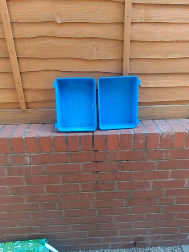 Shakespeare fishing seat box - 2,