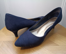 Marks M&S navy pointed toe