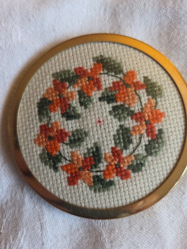 Vintage framecraft cross - vintage,