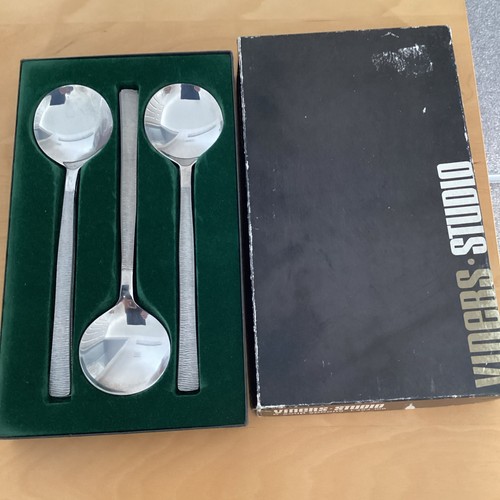 Viners studio soup - soup, spoons