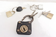 FOUND old working padlock & keys +3 case padlocks & keys