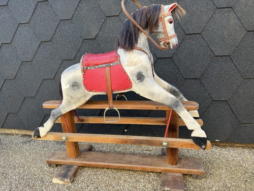 Vintage wooden rocking - 🎠,